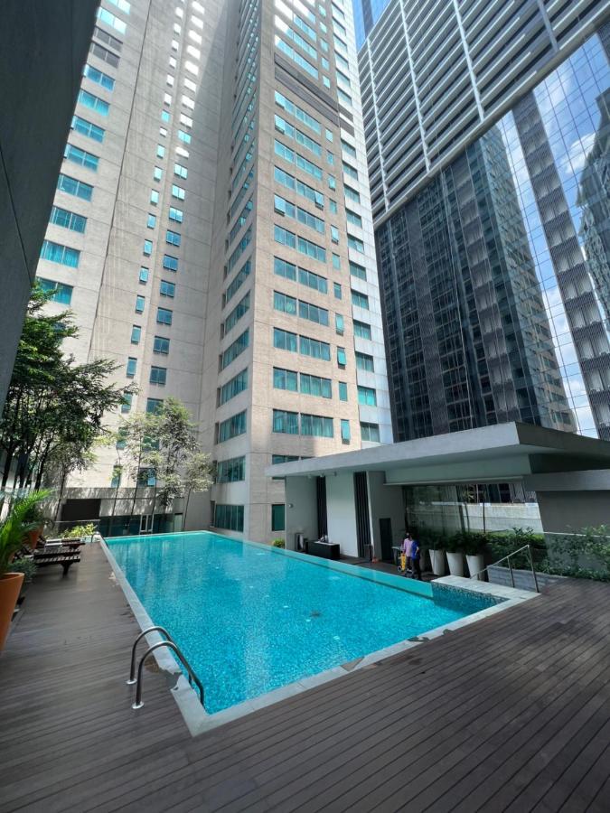 Summer Suites Klcc By Luna Куала-Лумпур Экстерьер фото
